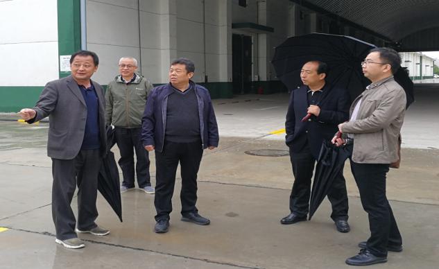 陜儲糧集團(tuán)董事長索王平深入楊凌承儲庫點(diǎn)檢查儲糧風(fēng)險