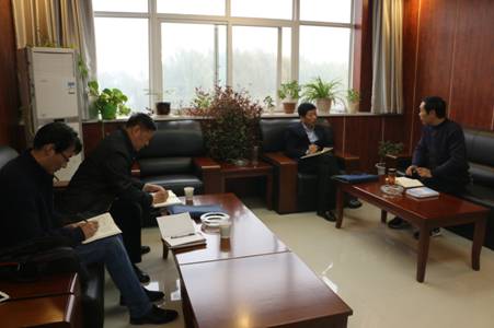 農(nóng)墾集團黨委書記、董事長王桂欣到基層督導“兩學一做”學習教育工作