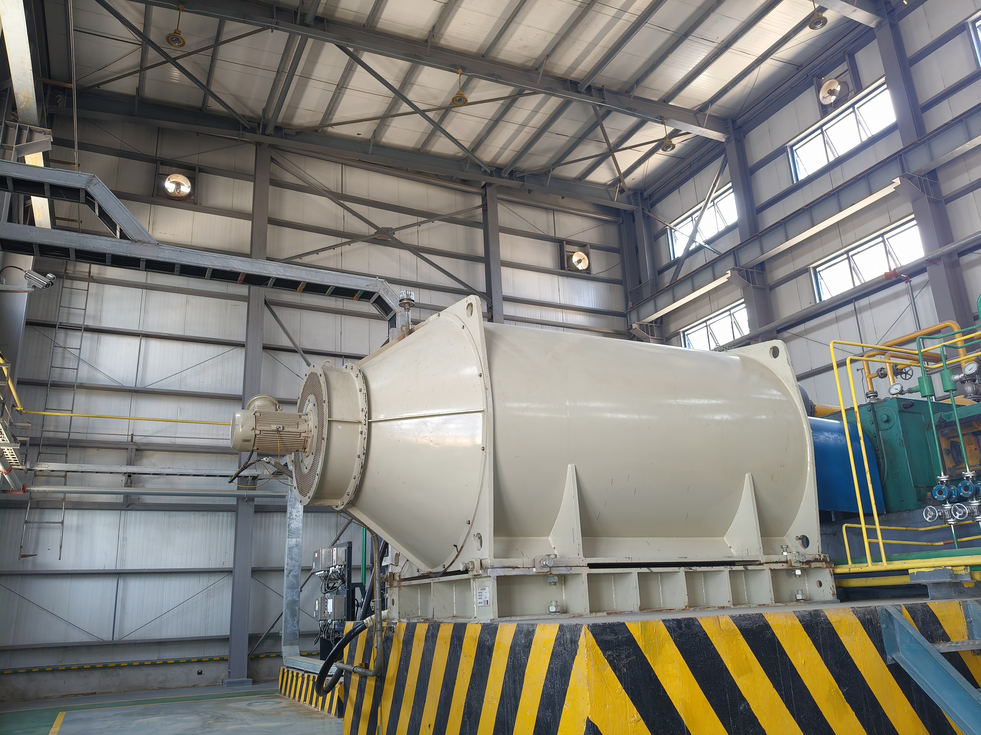 臥龍南陽(yáng)電機(jī)成功交付某大型